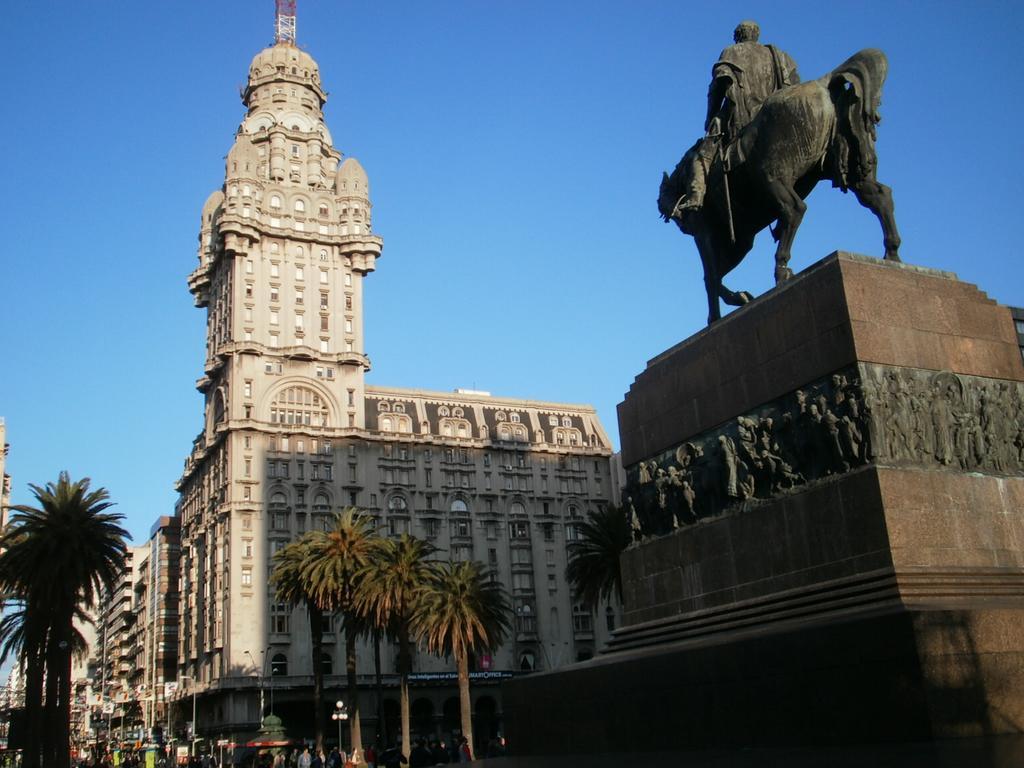 New Arapey Hotel Montevideo Exteriér fotografie